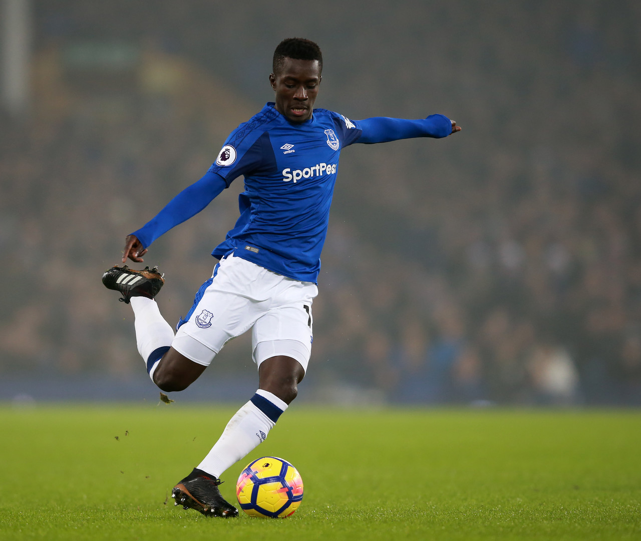 110次！埃弗顿中场盖耶是本赛季英超唯一抢断次数超100的球员